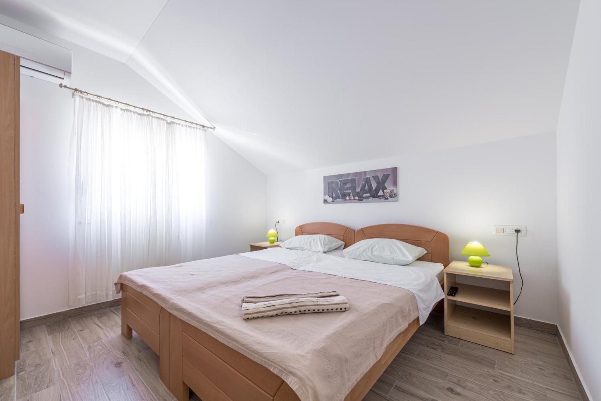 Apartments Vukelic Mlini Luaran gambar