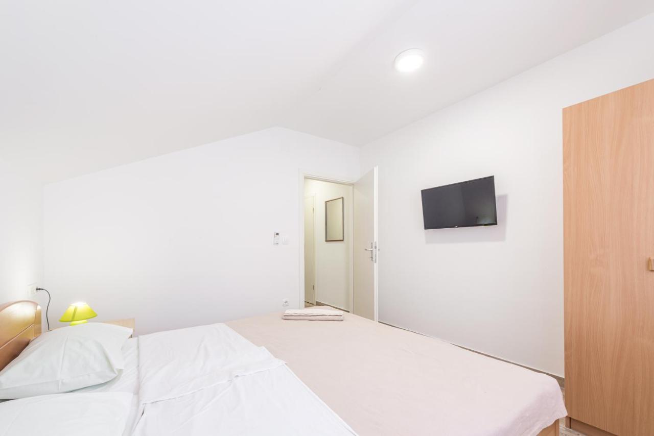 Apartments Vukelic Mlini Luaran gambar