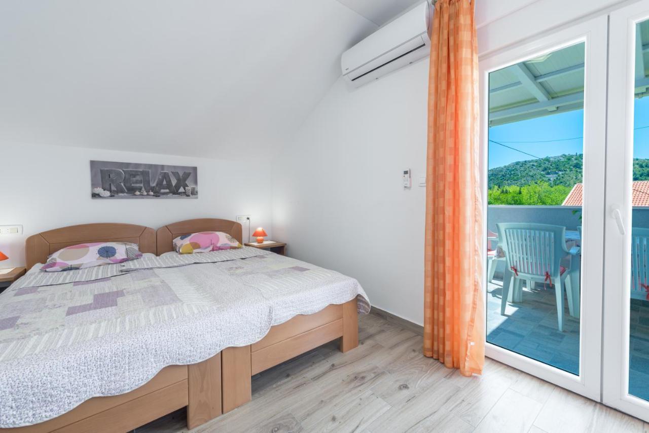Apartments Vukelic Mlini Luaran gambar