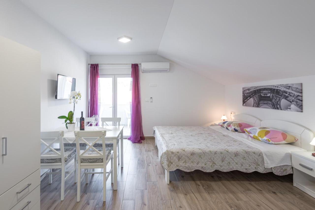 Apartments Vukelic Mlini Luaran gambar